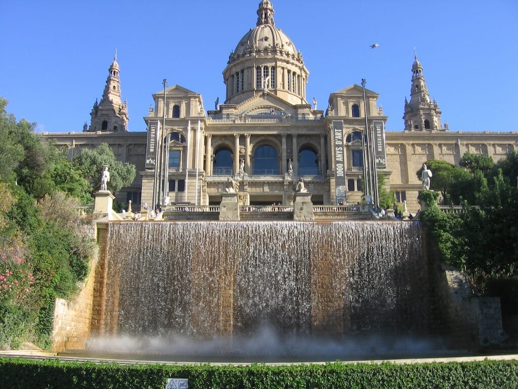 montjuic fontaine visiter parc montjuic