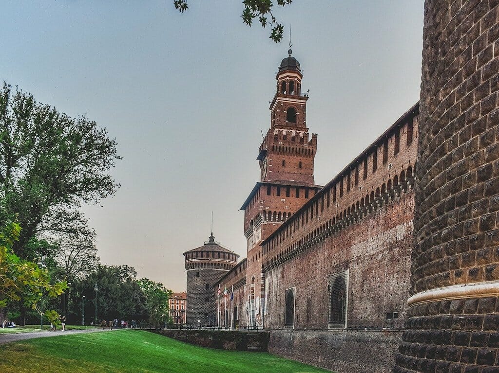 entree chateau sforza