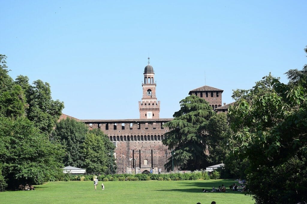 chateau sforza vue cote