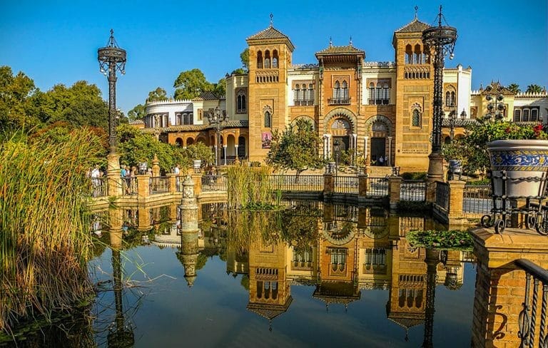 villa mudejar reflet seville