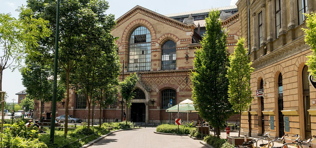 marche_central_budapest