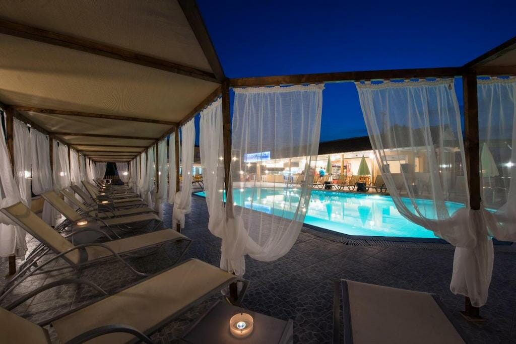 sandy beach annexe ou dormir corfou