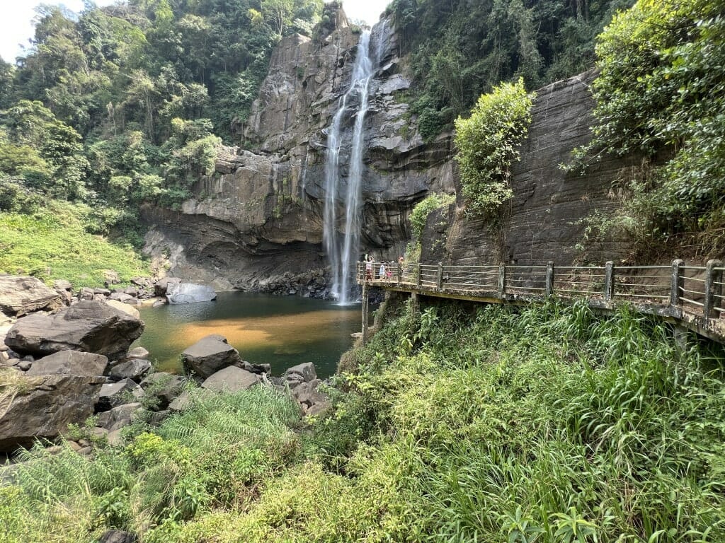 cascade sri lanka