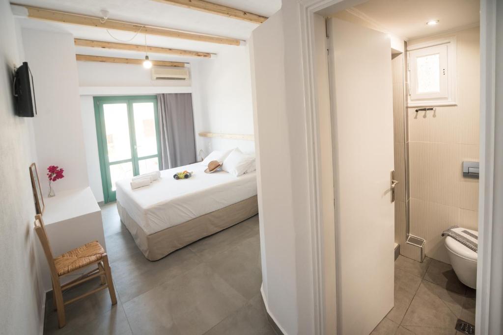 Ifestia Hotel