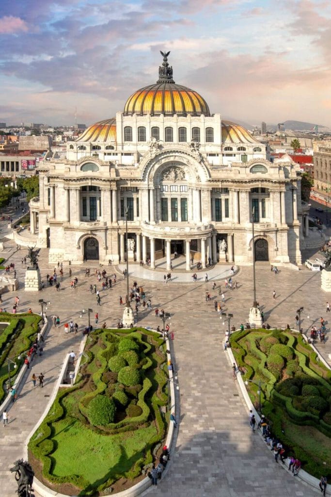 Palais des Beaux-Arts Mexico City visiter