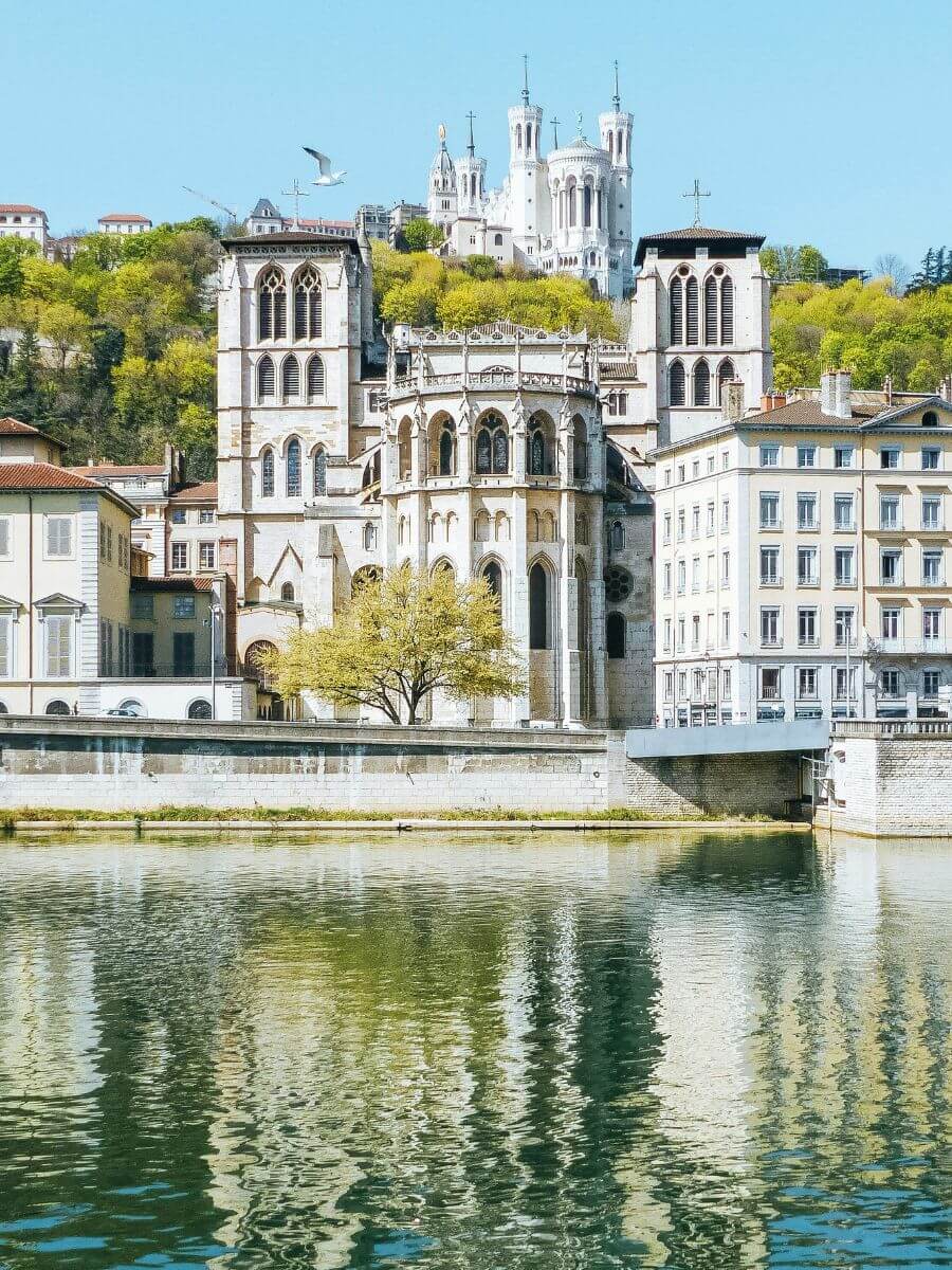 Pourquoi choisir la région Rhône-Alpes pour un week-end en amoureux